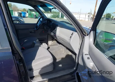 1999 Ford Explorer Xl/Xlt z USA, uszkodzony, nr VIN 1FMZU34X2XZC05065